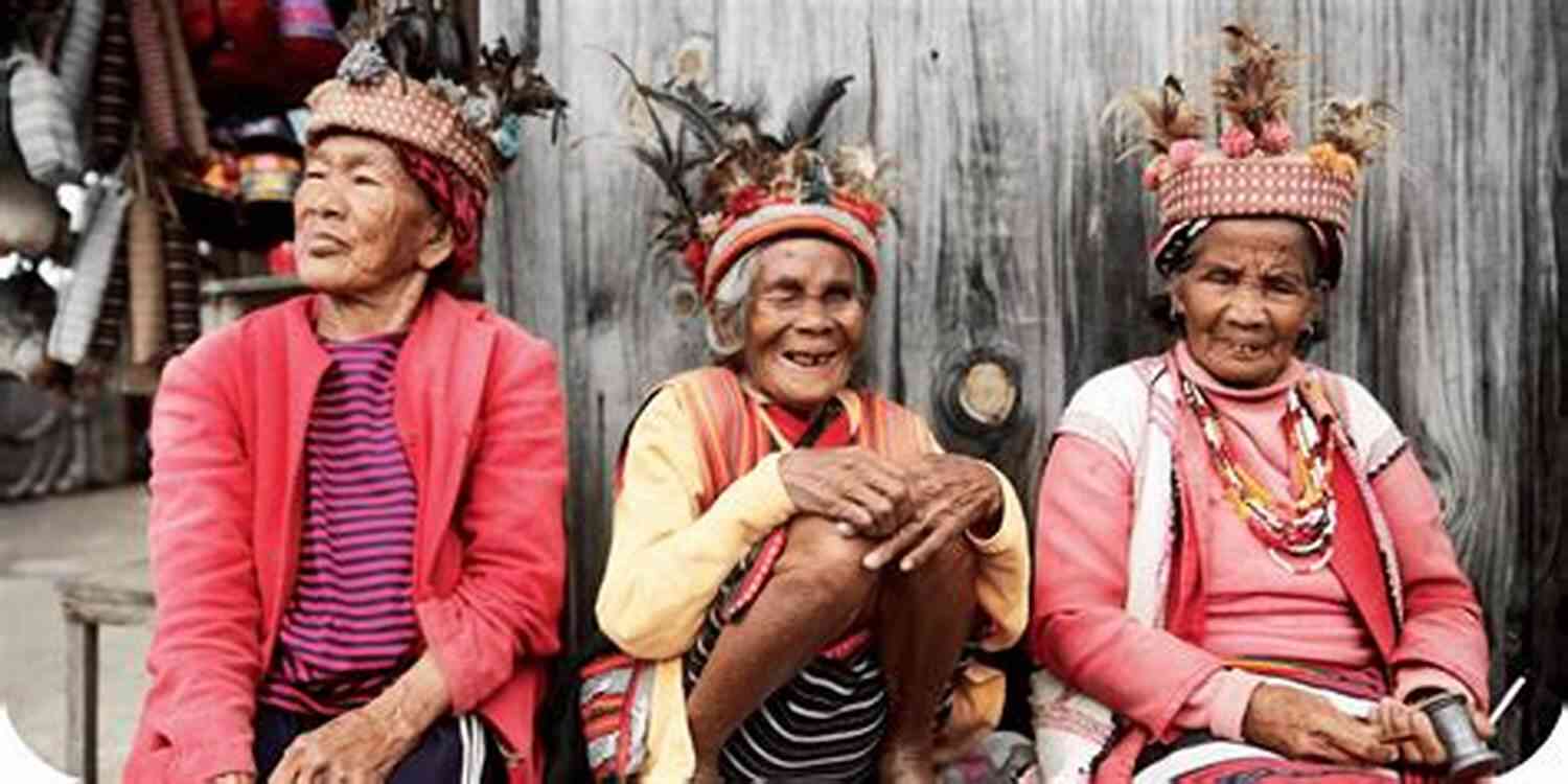 Adventures In The Philippines Embrace The Cultural Diversity Of The Country Fearless: Adventures In The Philippines : A Fearless Young Woman Comes In Contact With A Muslim Extremist Group On One Of Her Many Adventures In Mindanao (Travel Adventures)