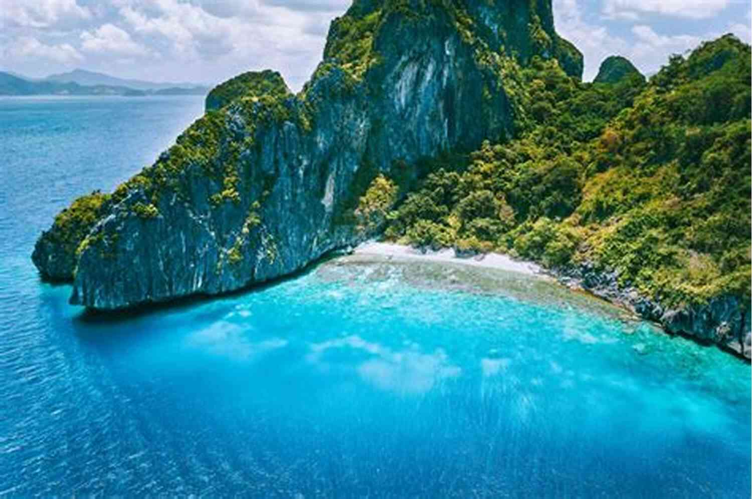 Adventures In The Philippines Exploring The Breathtaking Mountains Of The Archipelago Fearless: Adventures In The Philippines : A Fearless Young Woman Comes In Contact With A Muslim Extremist Group On One Of Her Many Adventures In Mindanao (Travel Adventures)