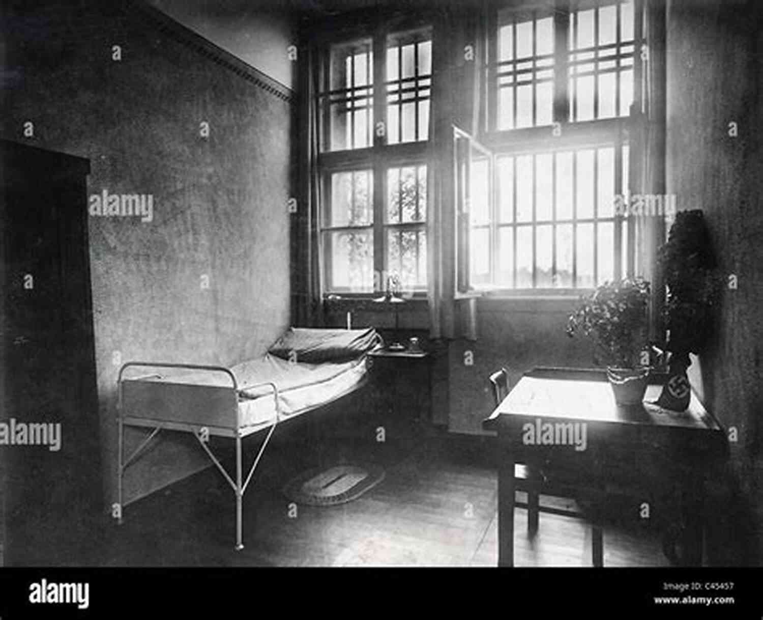 Inside Hitler's Prison Cell His Struggle: Hitler In Landsberg Prison 1924 (Kindle Single)