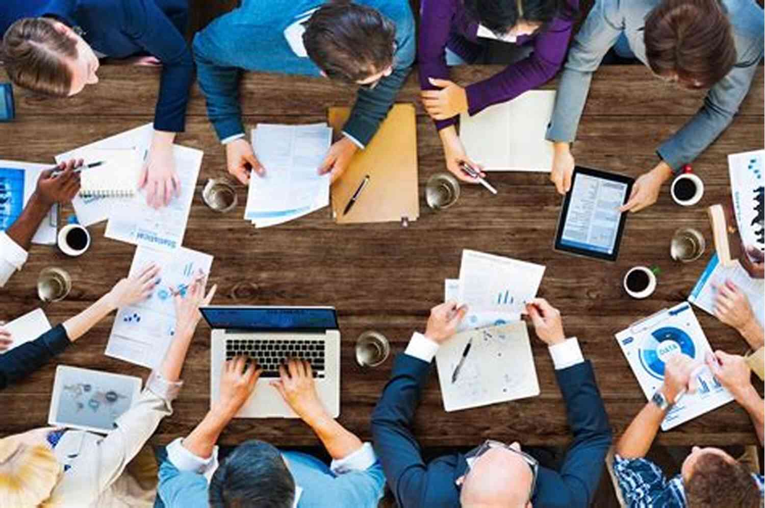 Robert Rules Of Order Newly Revised 12th Edition: The Ultimate Guide To Effective Meetings Robert S Rules Of Order Newly Revised 12th Edition