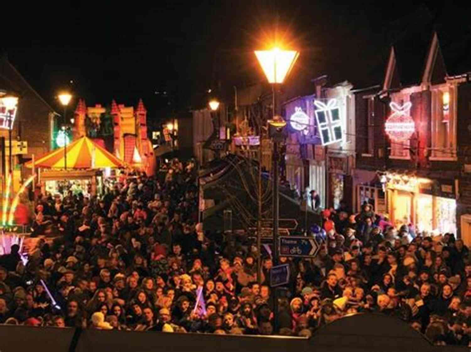 Vibrant Festivals In Buckinghamshire More Light Shining In Buckinghamshire